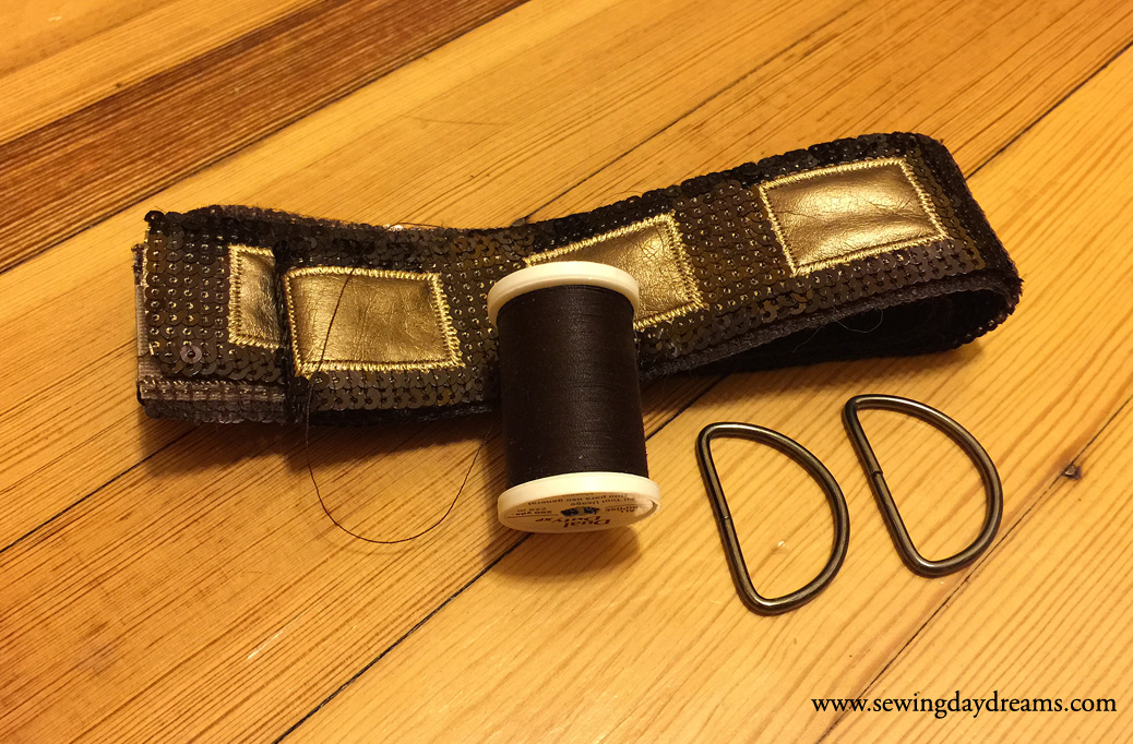 How to Sew D-Ring Straps for Overalls – Sie Macht